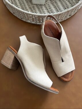 Lucky Brand Rhazy Open Toe Sling Back SandalsSz 7.5